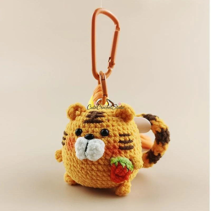 CCS Cute little tiger bag charm keychain niche and high-end gift